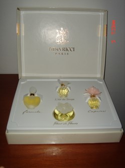 NINA RICCI: Coffret Miniatures de Parfum