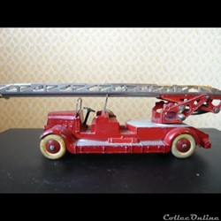 auto échelle pompiers