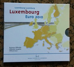 Coffret Euro annuel Luxembourg 2010 avec 2€ commémorative