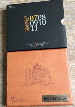 Coffret Euro annuel Pays-Bas 2007 BE avec 2€ commémorative