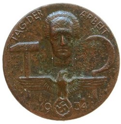 Insigne 1934 Troisième Reich, Bronze, fête du Travail, 1934, aiguille retirée