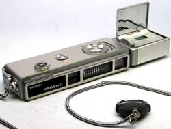 Yashica Atoron
