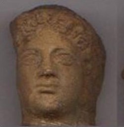 Tête de statue Phénicienne