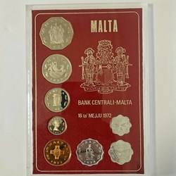 1972 MALTA PROOF SET OF 8 COINS with ORIGINAL COVER CASE .
