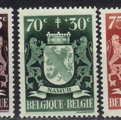 BELGIQUE - ANTITUBERCULEUX - ARMOIRIES DES PROVINCES- 1945 - 70c 30c