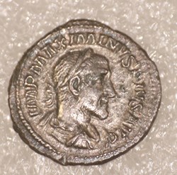 MAXIMINUS I LE THRACE - FIDES