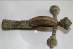 Fibule cruciforme