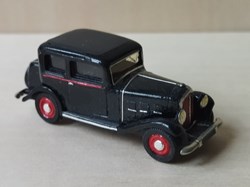 Renault 1933 Mona quatre UY1 JB