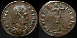 Galeria Valeria, Follis