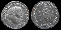 Maximianus, Follis