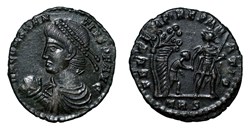 Constantius II AE Centenionalis, Hut