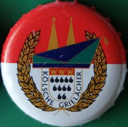 GILDEN KOLSCH rouge Blanche série karneval 2015 couronne de blé clochet Allemagne