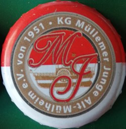 GILDEN KOLSCH rouge Blanche série karneval 2015 bateau MJ Allemagne