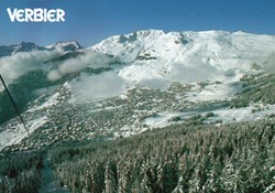 Verbier, vue hivernale de la station depuis les cabines des Ruinettes (#V098)