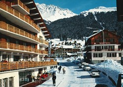 Verbier, route de la Station, Hotels Rhodania et Sport Hotel (#V039)