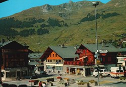 Verbier, Place Centrale, Philippe Roux, Hotel Eden, Poste et Pierre Avoi (#V034)