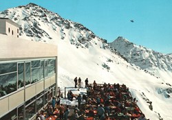 Verbier, terrasse Attelas 1 avec Mt Gelé (#V106)