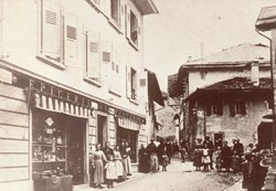 Pully, rue du Centre (#P037)