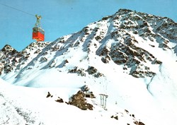 Verbier, benne rouge du Mt Gelé et cabines Attelas 2 (#V061)