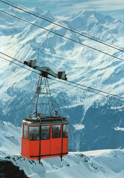 Verbier, benne rouge des Attelas avec Combins (#V059)