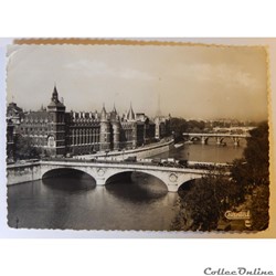 CPA de Paris, la Conciergerie et la Seine