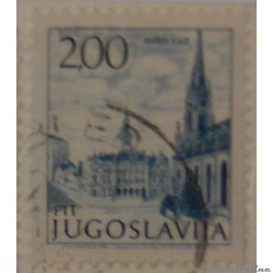 Yougoslavie 01360 place de la mairie et cathédrale Novi Sad 2.00 Din de 1972