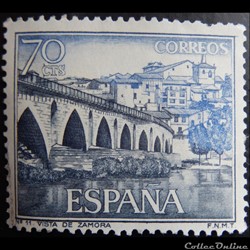 Espagne 01277 Vue de Zamora, vieux pont sur le Douro 70c de 1965
