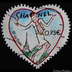 03633B Coeur de Karl Lagerfeld Tailleur Chanel 0.75€