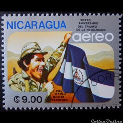Nicaragua PA1103 soldat avec drapeau 9C$ de 1985