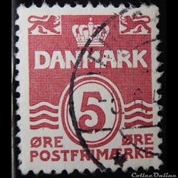 Danemark 00254 chiffre, couronne et lions 5ore de 1938