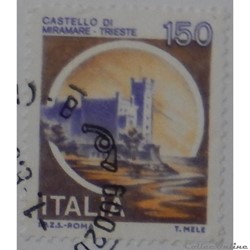 Italie 01442 château de Trieste 150 lires de 1980