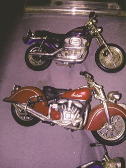 6 Vintage Die Cast Harley Davidson Bikes