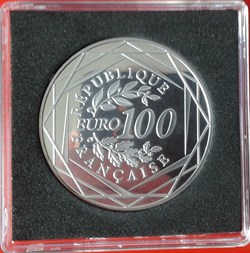 '100€ 2011
