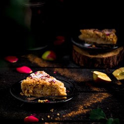 Apple Cinnamon Delight Cake