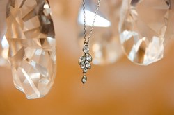 Pendentif aregent et zircon | 85 €
