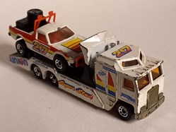Kenworth + Ruff Trek