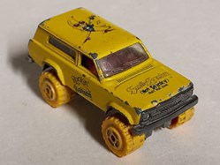 Jeep Cherokee Banana