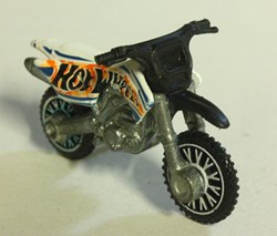 HW450F