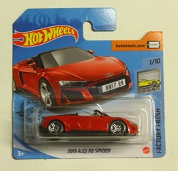 Factory Fresh - 01 /10 - 2019 Audi R8 Spyder
