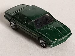 Jaguar XJ40