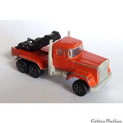 Mack Towing Truck