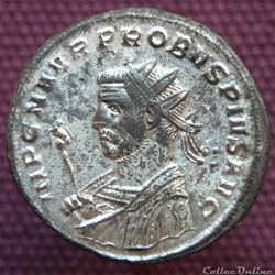 Probus Serdica RIC 880 var. H