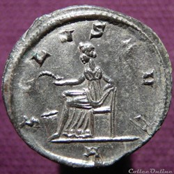 Probus Ticinum RIC 563 var.