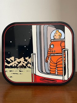 Boîte Tintin en métal signée Hergé, édition 2020