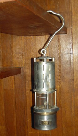 lampe de mine à pétrole