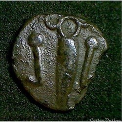 série S 85 A DT S 663 A denier à l'aigle en forme d'amphore