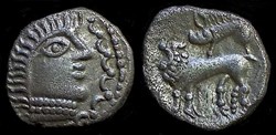denier au lion type VILLENEUVE SAINT GERMAIN b