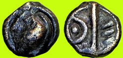 potin aux chevrons et au demi cercle pointé