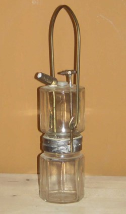 lampe à carbure