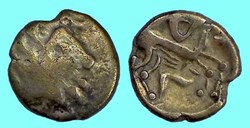 quart de statère au cheval androcéphale et au personnage ailé